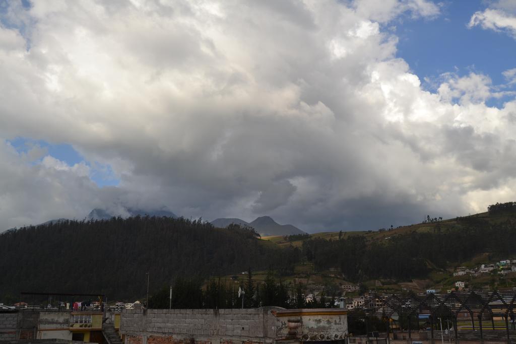 Mashy'S Hostal Otavalo Dış mekan fotoğraf